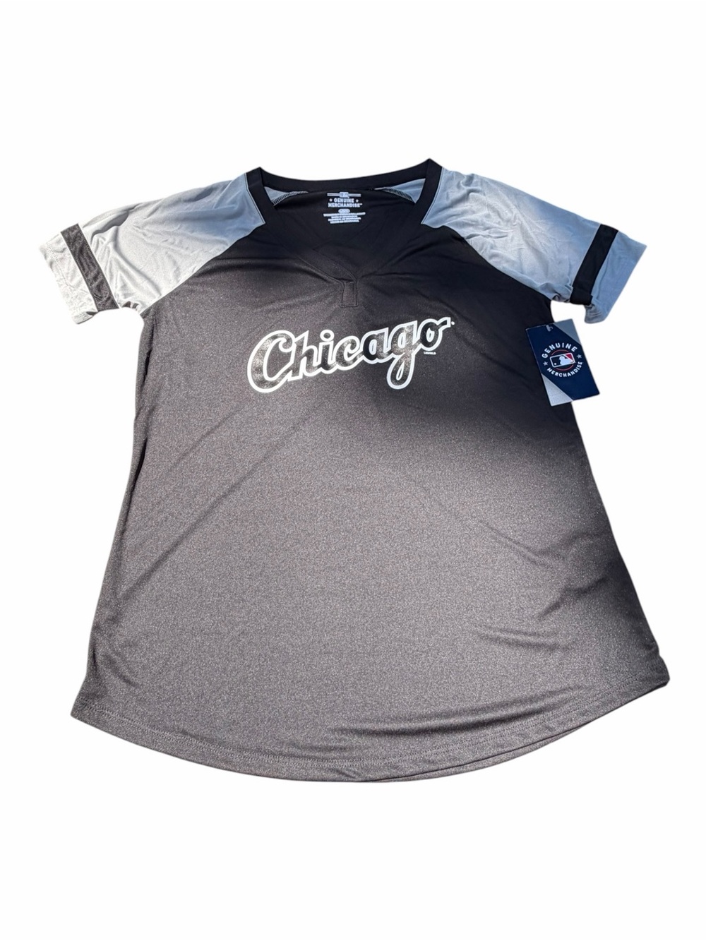 Chicago White Sox Women’s Performance V-Neck Jersey Style Shirt NWT Large